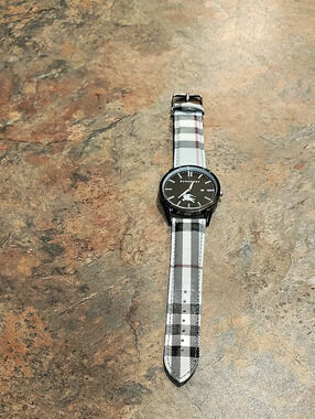 Burberry BU1350 Plaid Strap Watch White & Black